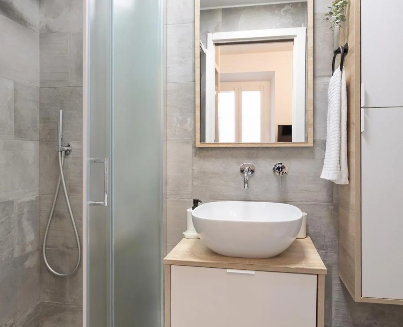 Apartment Tiny & Tidy Studio In The Key Area Of Milan